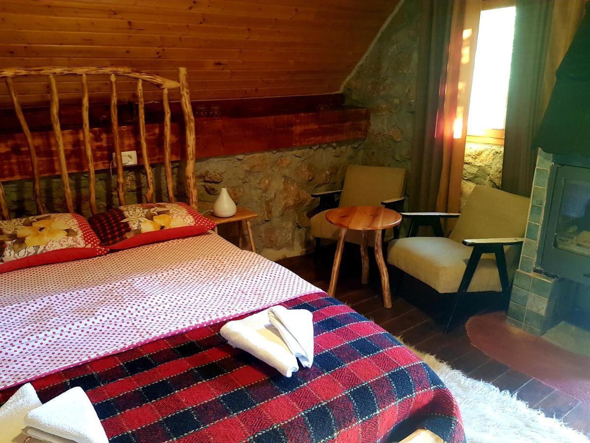 Etno Selo Montenegro Hotel Pluzine Luaran gambar