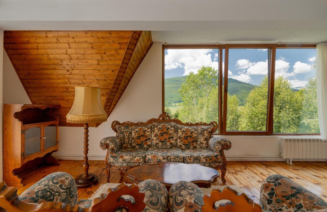 Etno Selo Montenegro Hotel Pluzine Luaran gambar