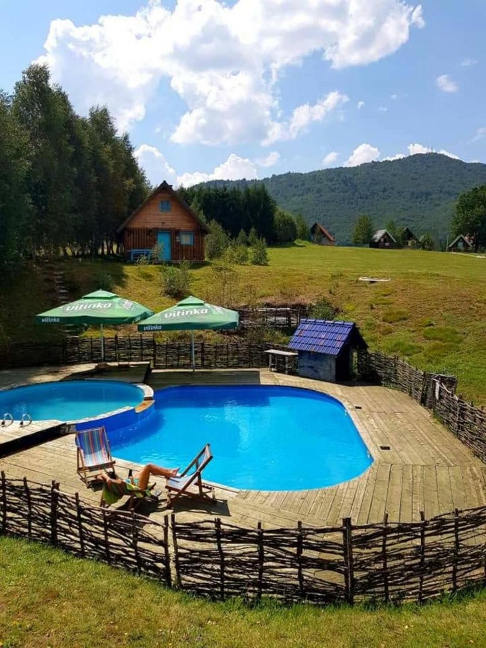 Etno Selo Montenegro Hotel Pluzine Luaran gambar